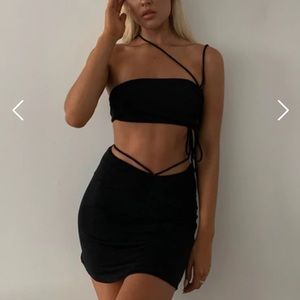 Selling this princess polly set pictured here.